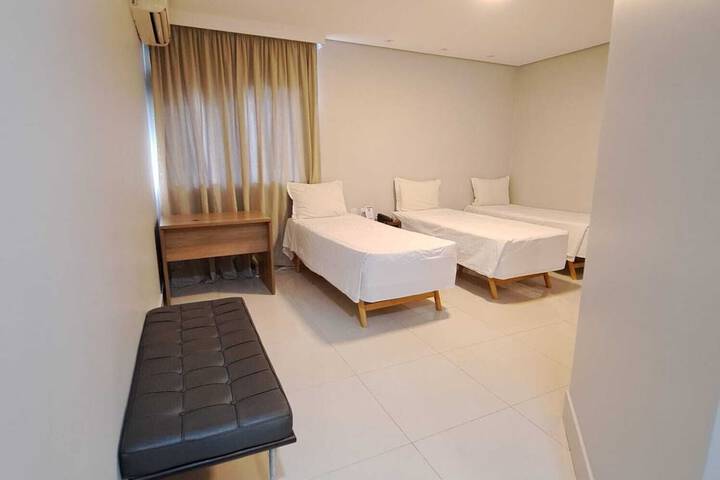 Room 28 of 66