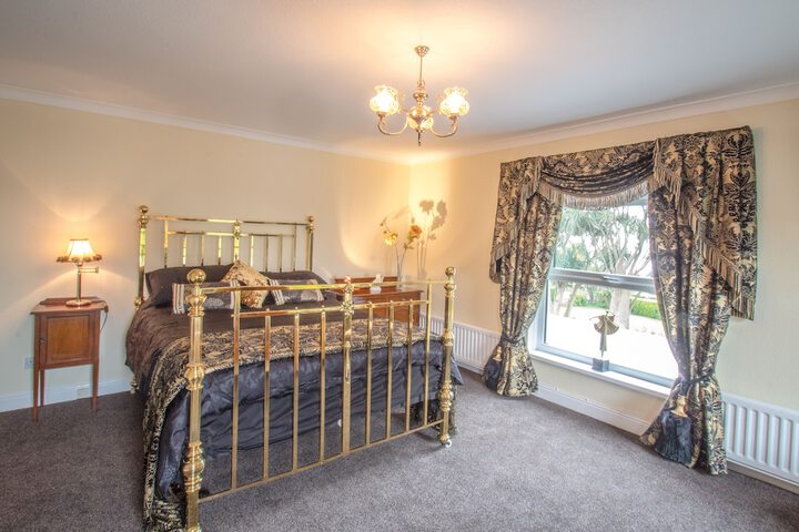 Room 5 of 35