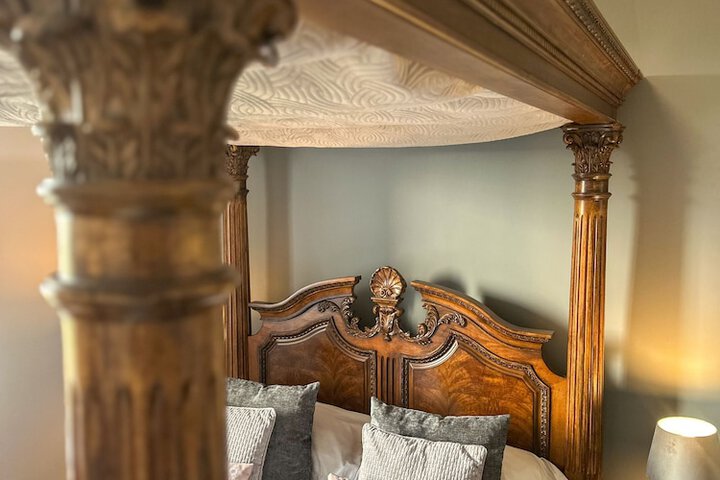 Room 47 of 160