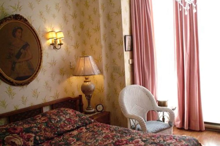 Room 14 of 44