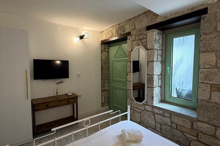 Room 18 of 55