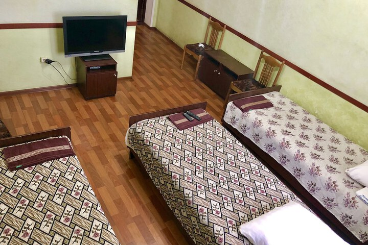 Room 9 of 19