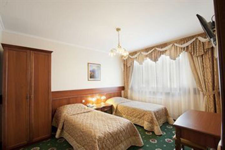 Room 13 of 41