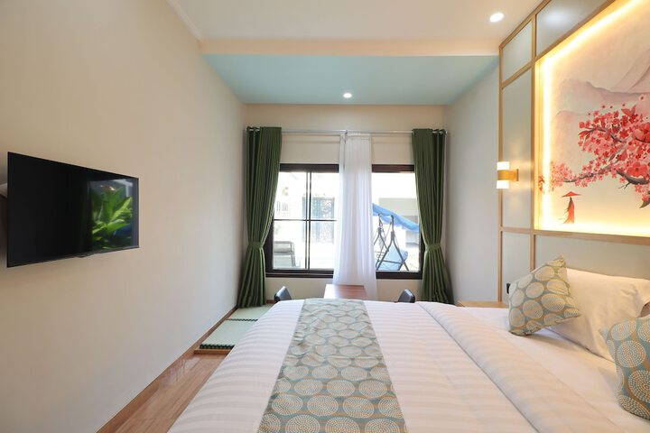Room 19 of 36