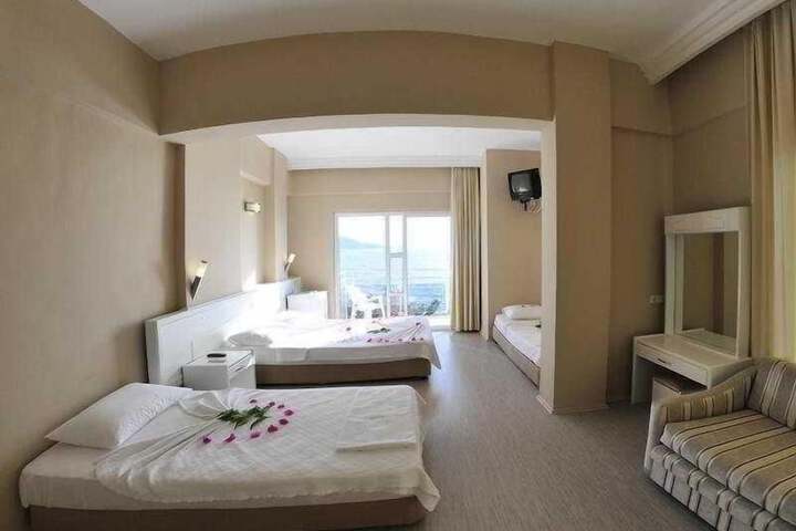Makri Beach Hotel