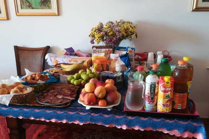 Dining 3 of 10