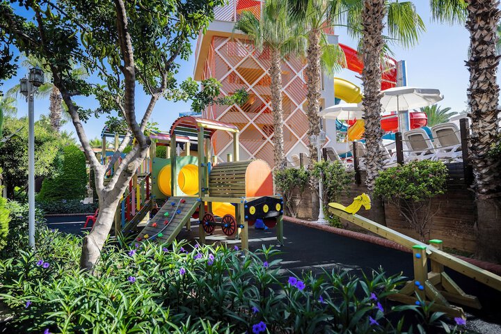 Children's play area - outdoor