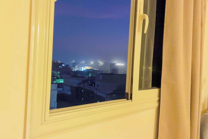 Room 100 of 177