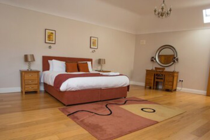 Room 47 of 48