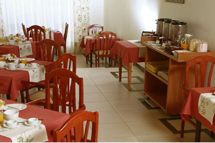 Breakfast/Coffee Service 32 of 41