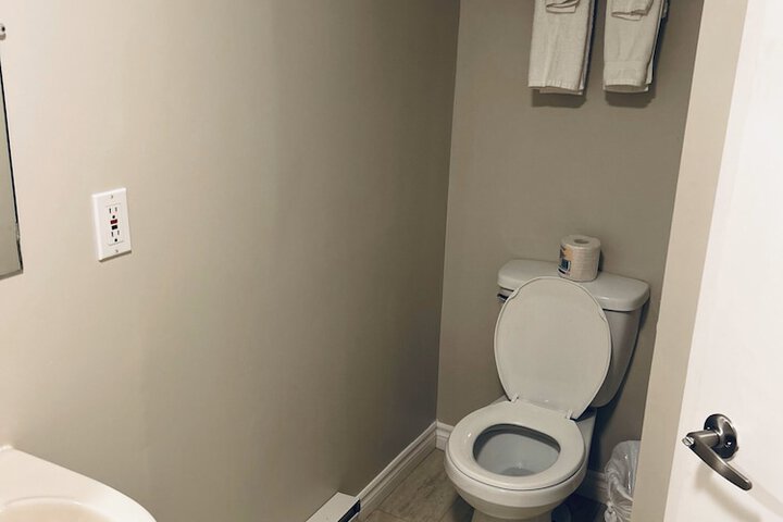 Room 16 of 20