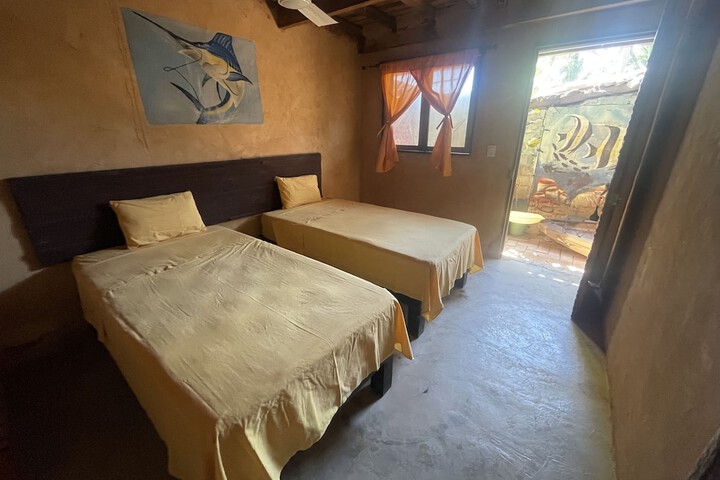 Room 6 of 67