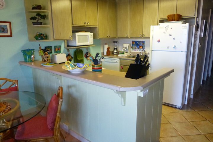 Lower Honoapiilani Condo #207 2 Bathrooms Condo in Lahaina, HI