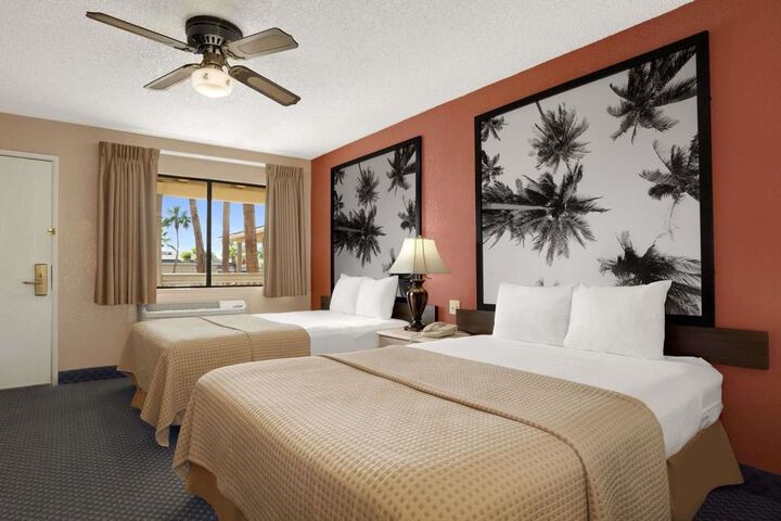 Room 5 of 47