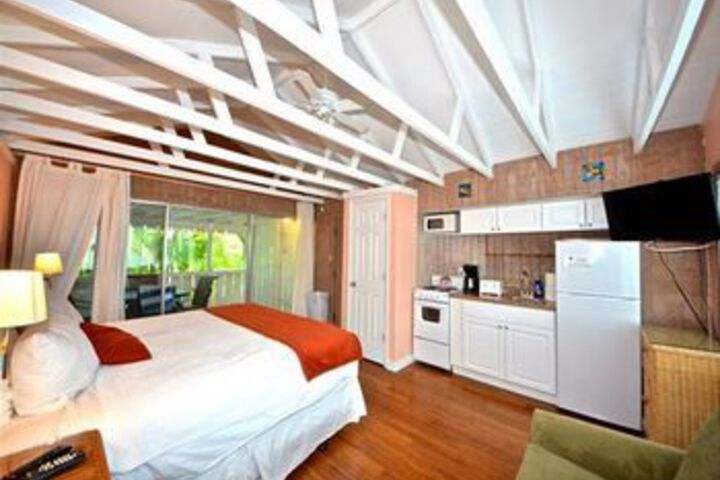 Room 16 of 40