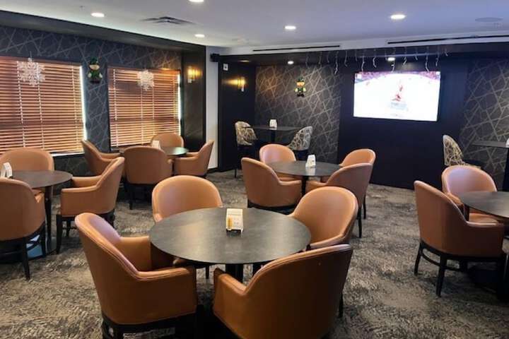 Hotel Interior 6 of 39