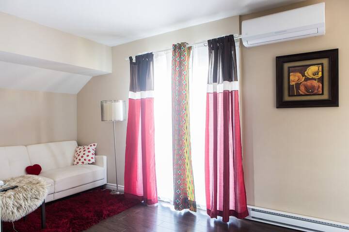 Room 33 of 42