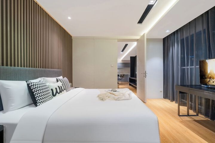 Room 22 of 61