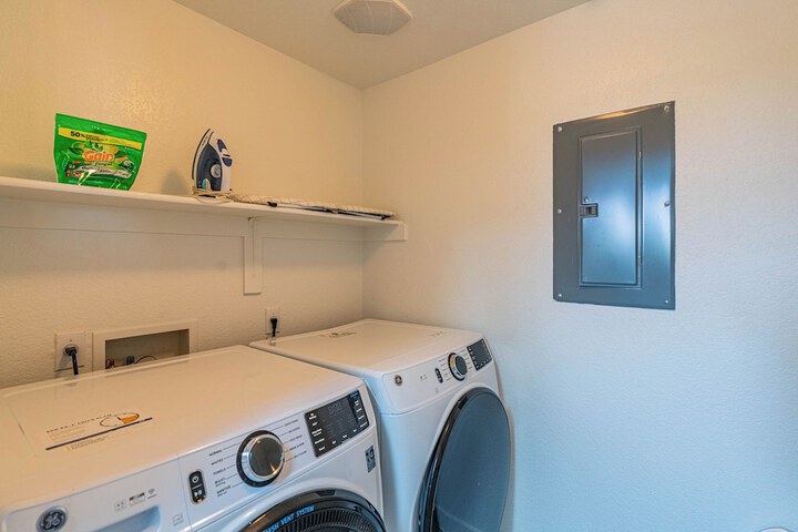 Laundry 89 of 116