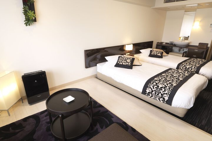 Room 22 of 101