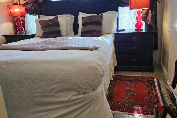 Room 37 of 158