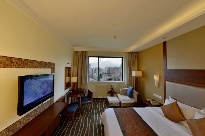 Room 10 of 53