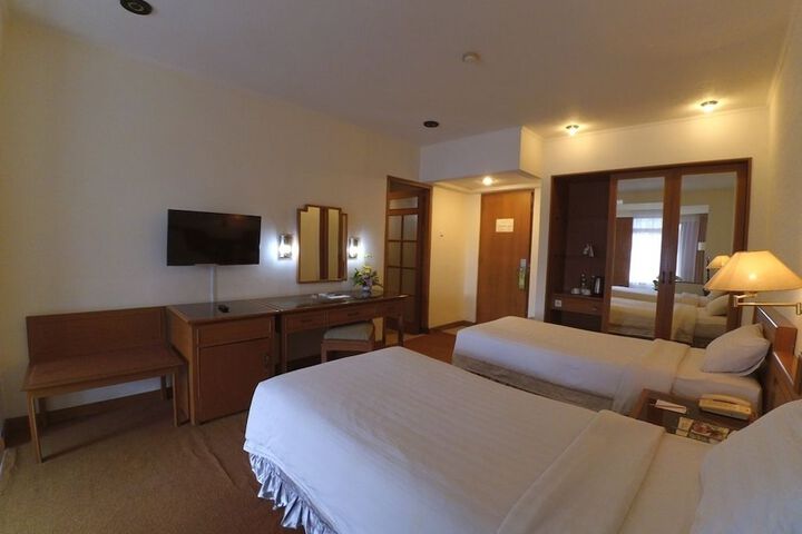 Room 14 of 69