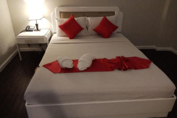 Room 21 of 41