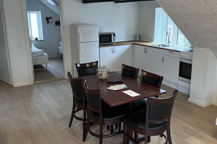 Room 2 of 13