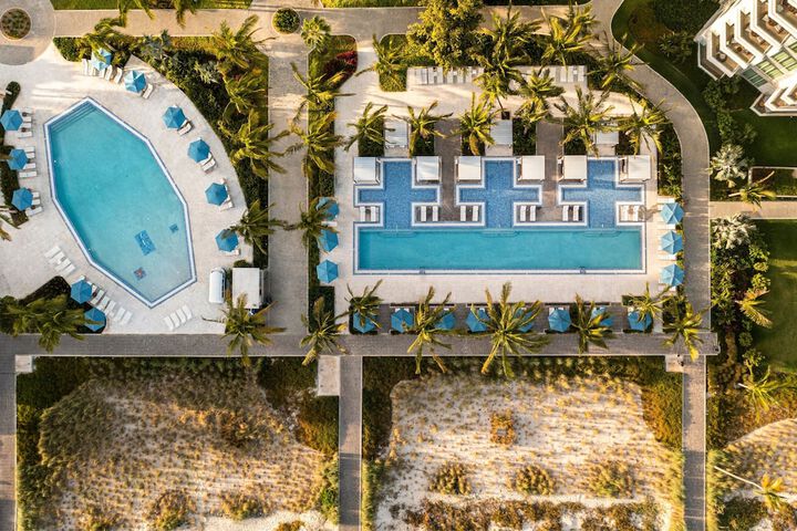 Pool 42 of 90
