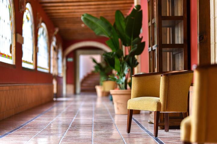 Guest Lobby