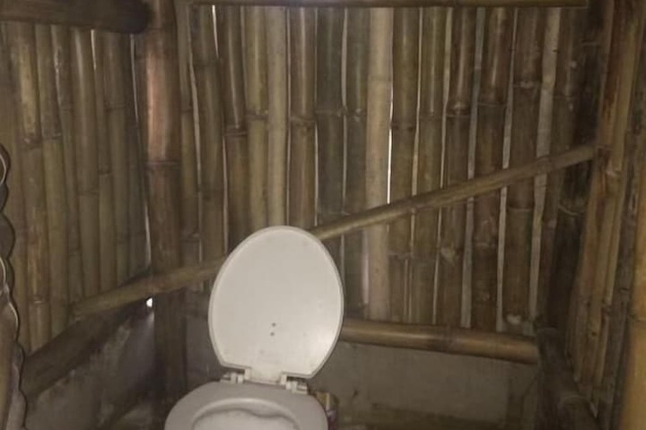Room 6 of 14