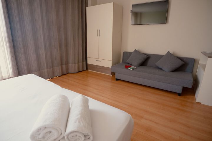Room 10 of 49