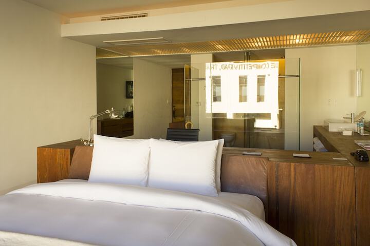 Room 25 of 57