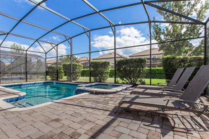Pool 54 of 71