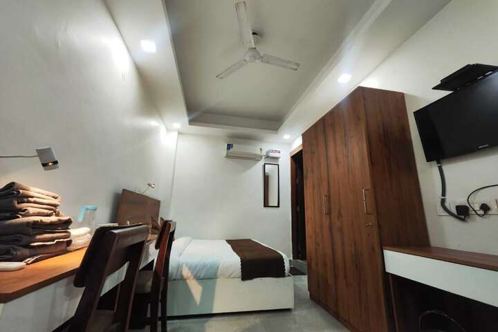 Room 29 of 75
