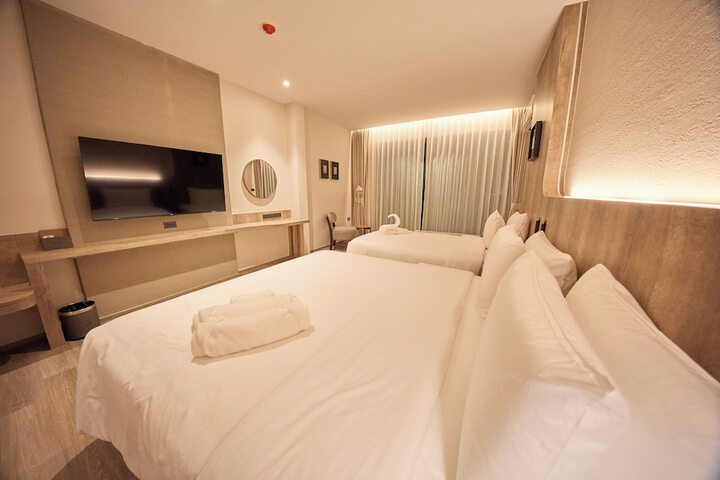 Room 13 of 39