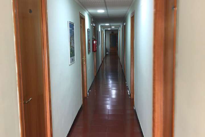 Ballroom/Hall 13 of 17