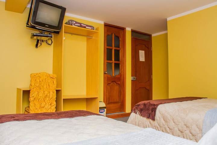 Room 11 of 20