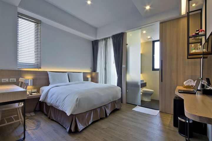 Room 7 of 45