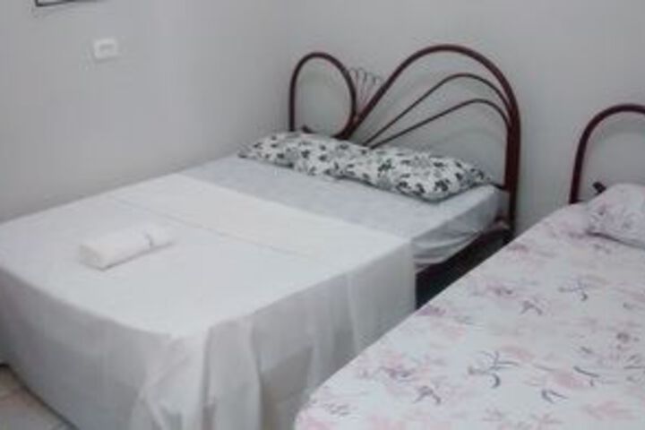 Room 76 of 189