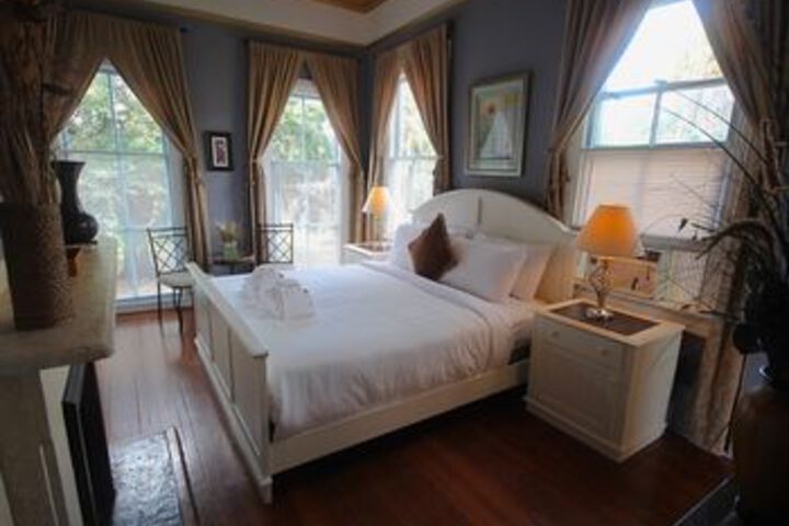 Room 72 of 120