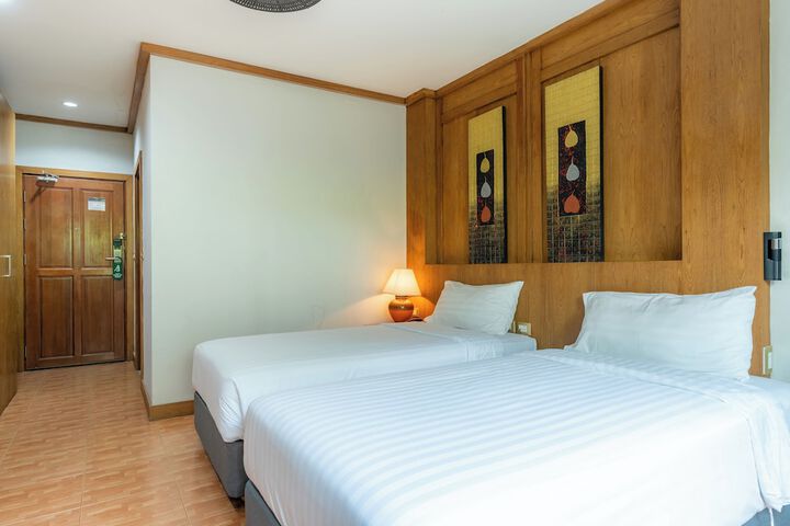 Room 25 of 112