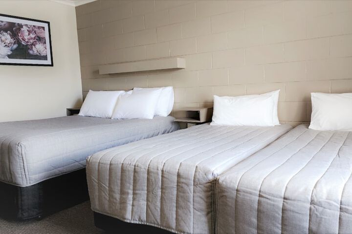 Room 5 of 26