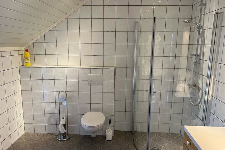 Room 54 of 75