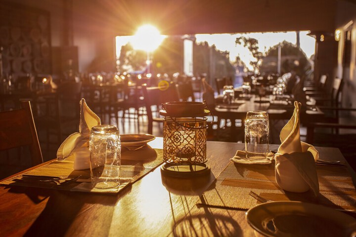 Dining 50 of 65