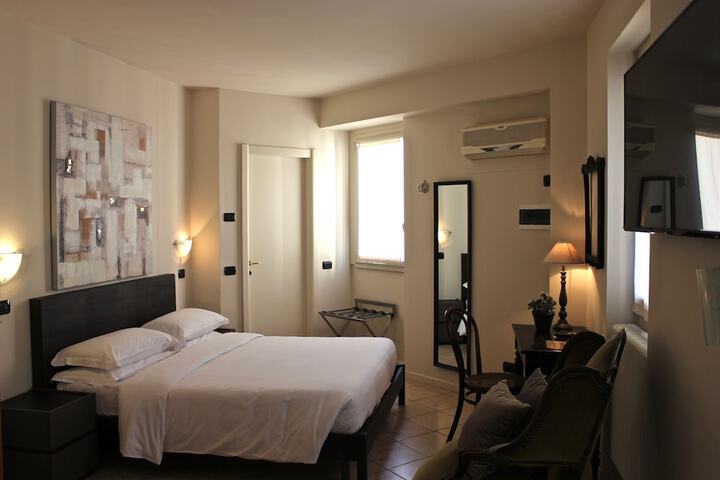 Room 49 of 140