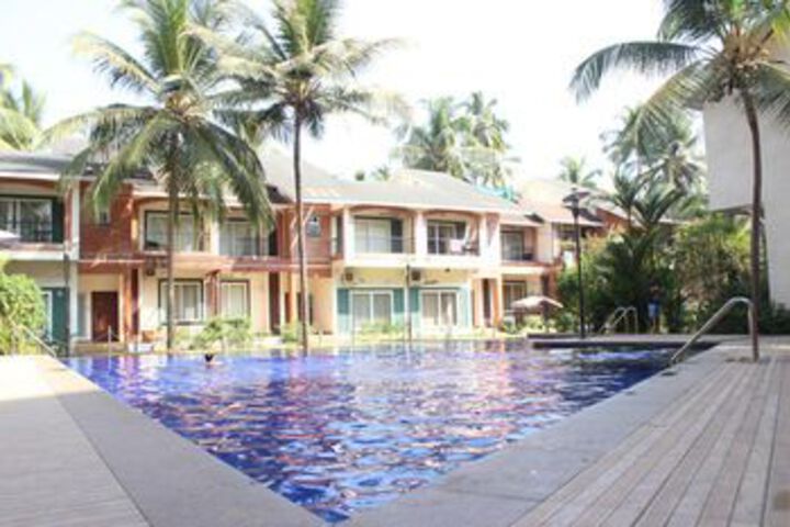 OYO Home 9165 1 BHK with Pool near Baga