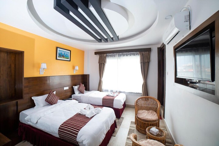Room 28 of 45
