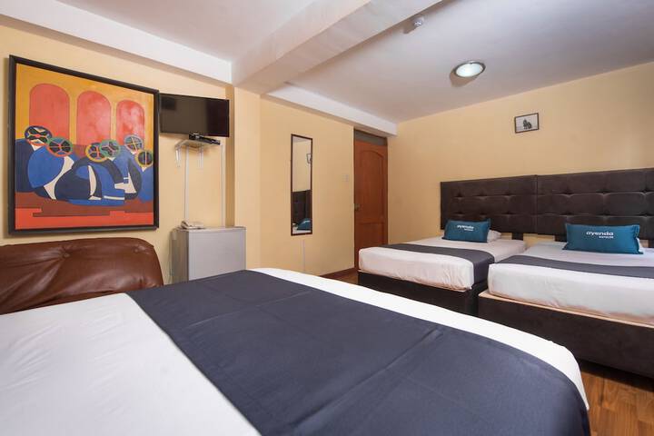 Room 17 of 38